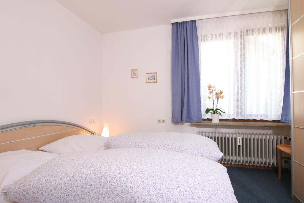Gaestehaus Schmid-Lopez Bad Wildbad Pokoj fotografie