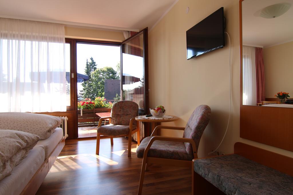 Gaestehaus Schmid-Lopez Bad Wildbad Pokoj fotografie
